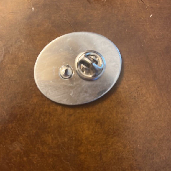 Felicity pin - Picture 3 of 6